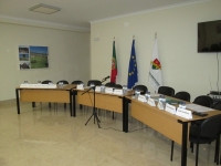 Conselho Diretivo inaugura nova sala de reuni&otilde;es